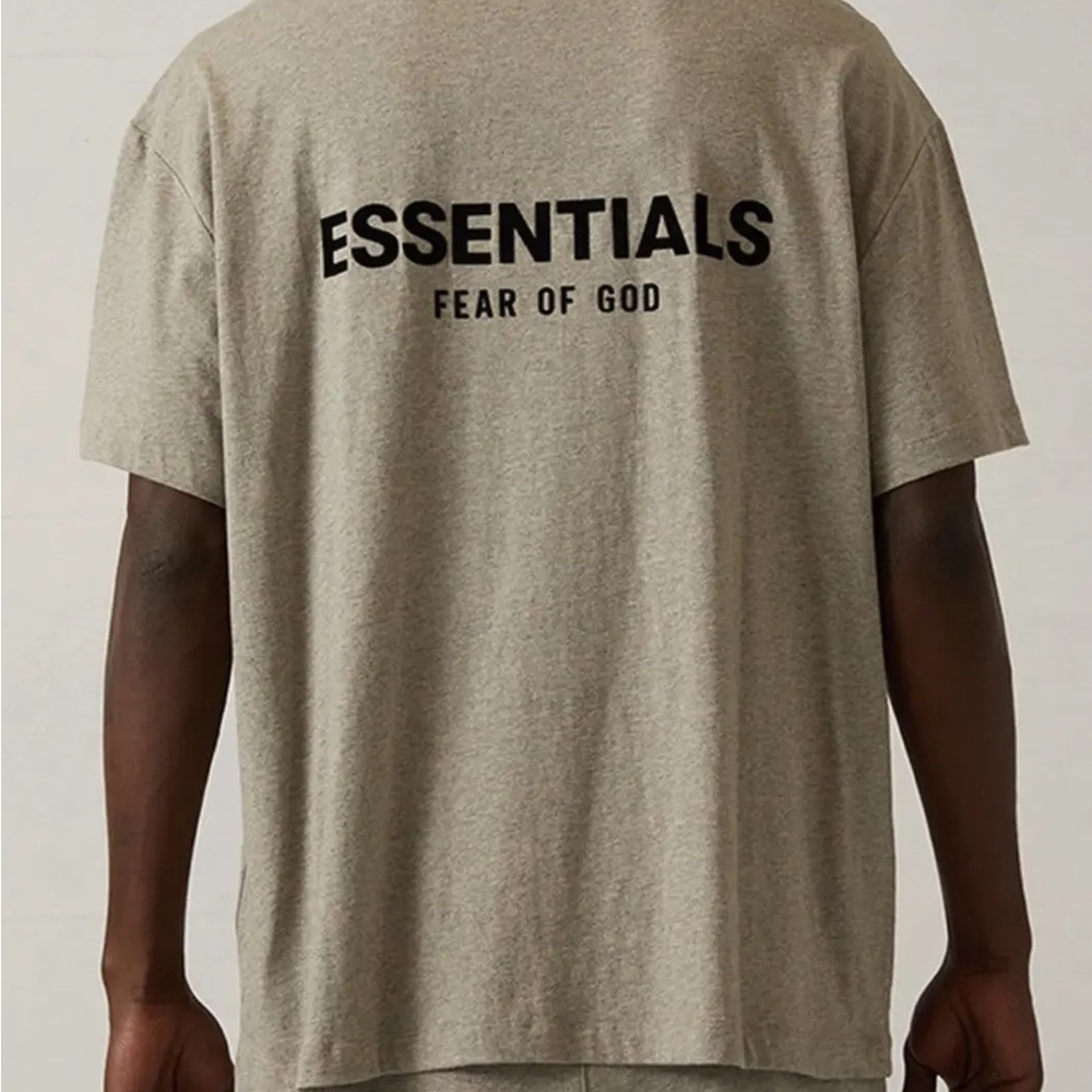 Fear of God ESSENTIALS Dark Oatmeal T-Shirt – Men’s Oversized Fit XL